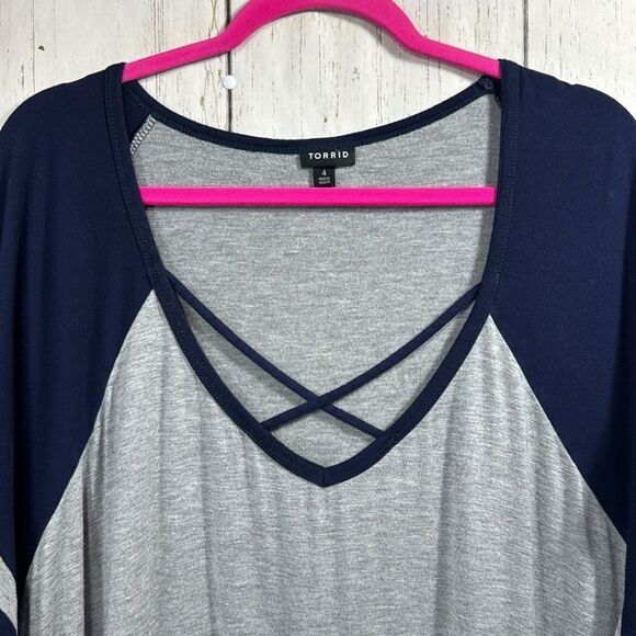 Torrid Crisscross Straps Short Sleeve Shirttail Hem V Neck Varsity Stripes Tee - Picture 5 of 11